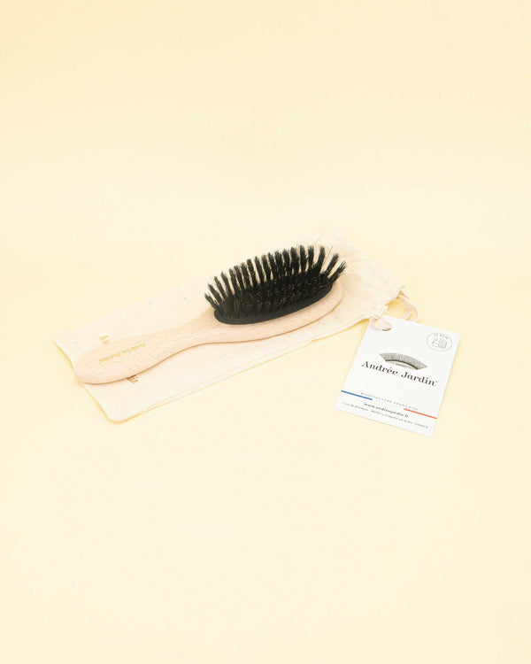 Petite brosse à cheveux - Poils naturels - Lissante_Andrée Jardin_The Trust Society
